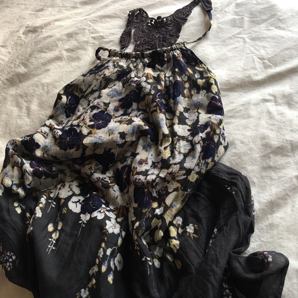*SOLD* Anthropologie Lilka floral dress - Picture 6 of 6